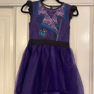 Disney Descendants lovers!